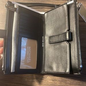 Michael Kors Clutch